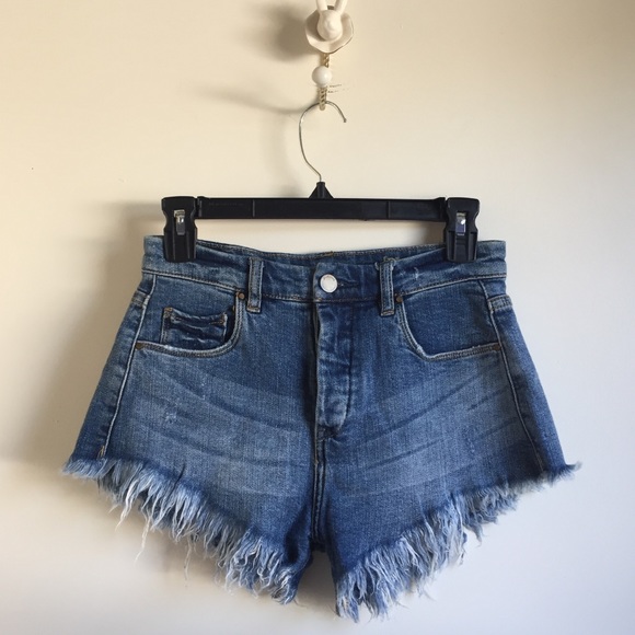 Blank NYC Denim Shorts - Picture 2 of 12